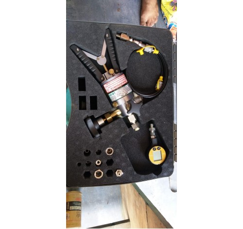 Pressure Calibrator